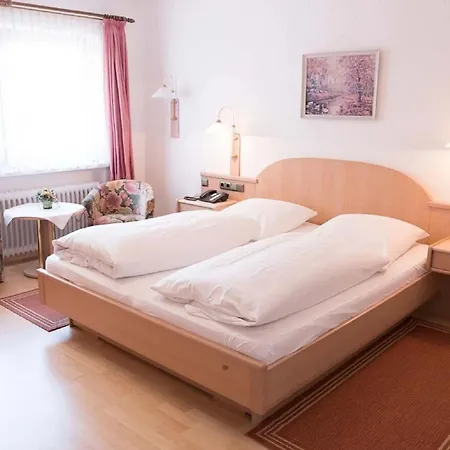 Hotell Isernhagen 3*